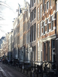 Veldhuis schrijft aan de Keizersgracht te Amsterdam